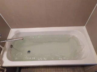 Изображение Установка акрилового вкладыша в ванну